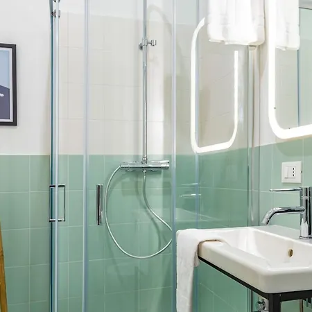 Lovely Nest In The Center Fast Wifi דירה טריאסטה